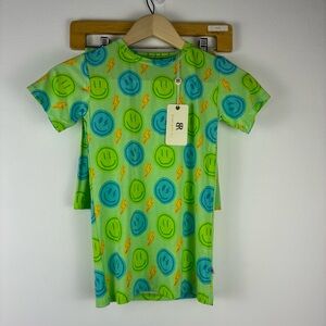 NEW Bums and Roses bamboo pajama set green and blue smiley face shorts size 9/10